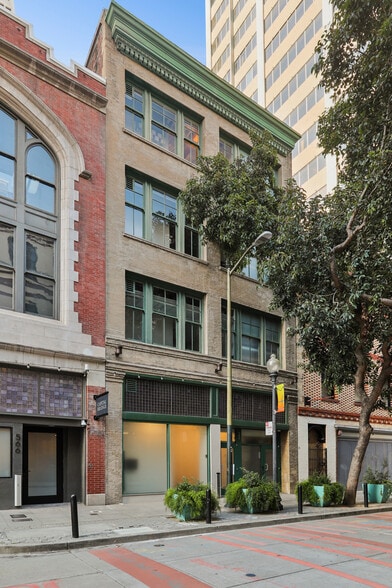 More Photos Of 560 Commercial St, San Francisco Medical For Sale