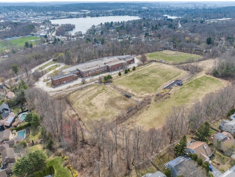 More Photos Of 781 Grove St, Worcester Land For Sale