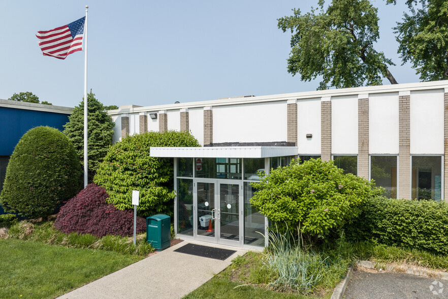 Primary Photo Of 64 E Midland Ave, Paramus Office For Lease