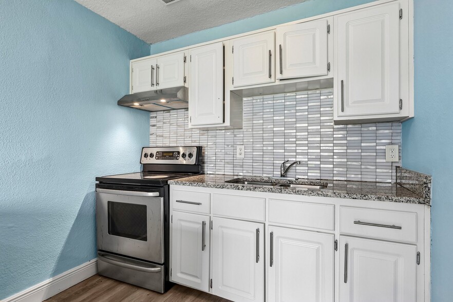 More Photos Of 4821 Shoshone St, Orlando Multifamily For Sale