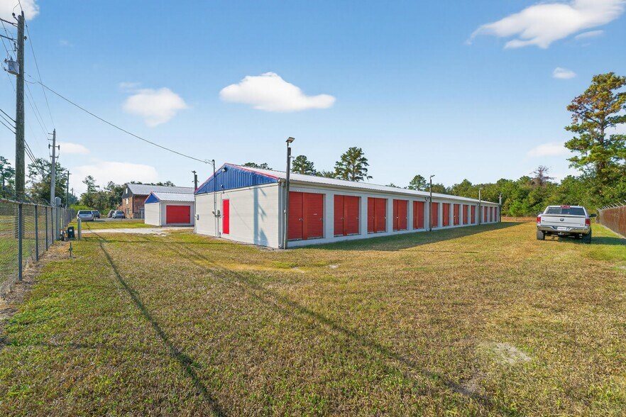 More Photos Of 3010 NW Us Highway 41, Lake City Self Storage For Sale