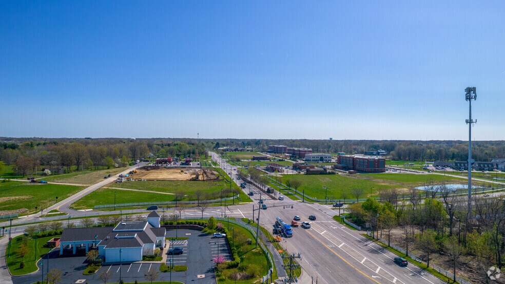More Photos Of 8323 Walton Pky, New Albany Office For Lease