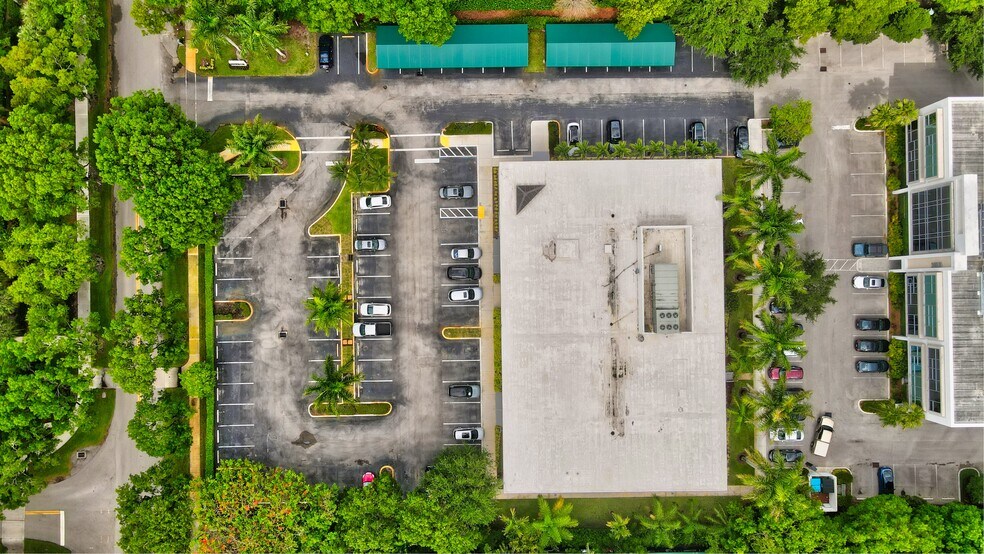 More Photos Of 2201 NW Corporate Blvd, Boca Raton Office For Lease