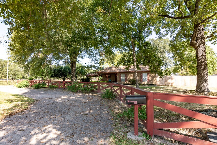 More Photos Of 22455 Ford Rd, Porter Office Residential For Sale