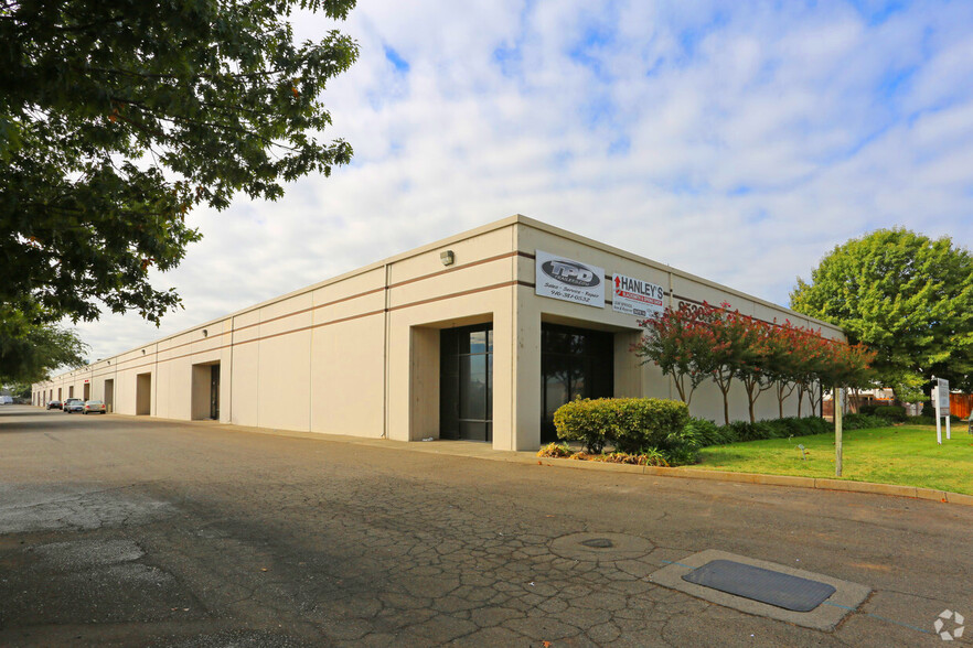 Primary Photo Of 8530 Fruitridge Rd, Sacramento Warehouse For Lease