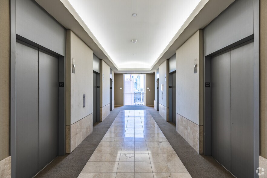 Photo of 20th Floor Ste 2000