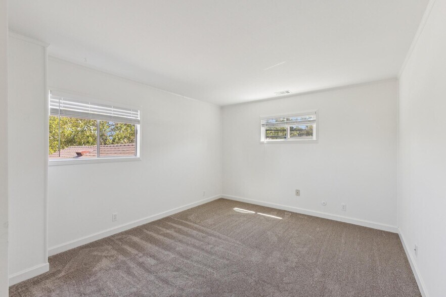 More Photos Of 3851 Vineyard Ave, Pleasanton Multifamily For Sale