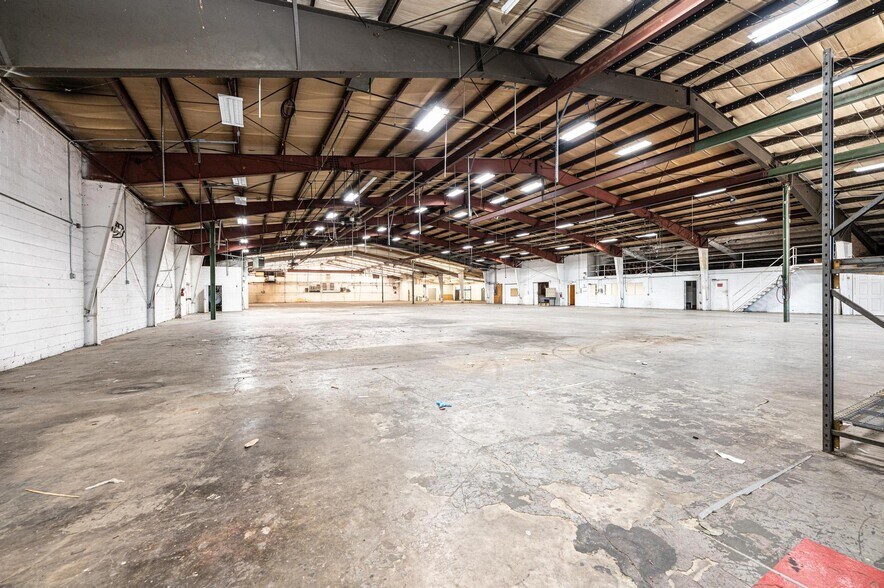 More Photos Of 7626 Cavalier Way, Connellys Springs Warehouse For Lease