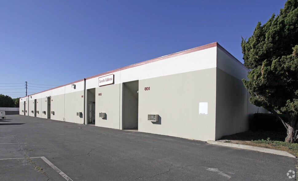 More Photos Of 801-833 W Crowther Ave, Placentia Light Manufacturing For Lease