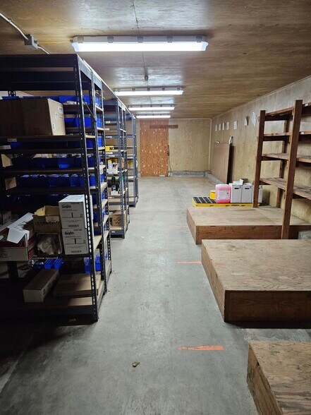 More Photos Of 777 Maher Ct, Royal Oaks Warehouse For Lease
