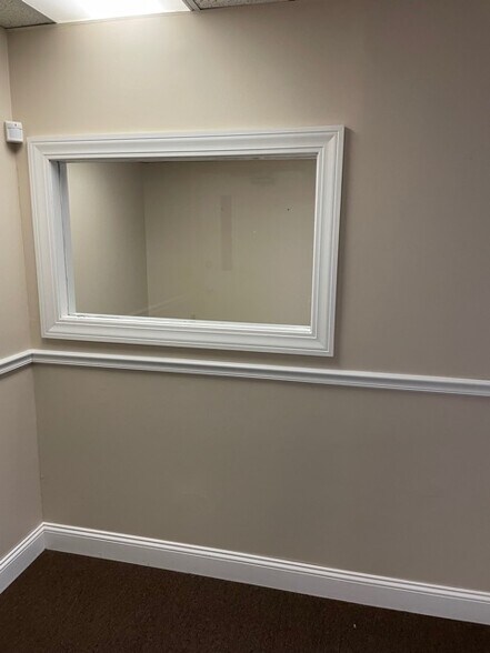 More Photos Of 355 Sackett Point Rd, North Haven Office For Lease