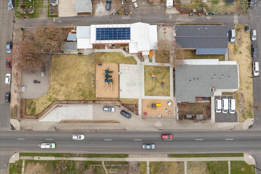 More Photos Of 4125 N Maple St, Spokane Schools For Sale