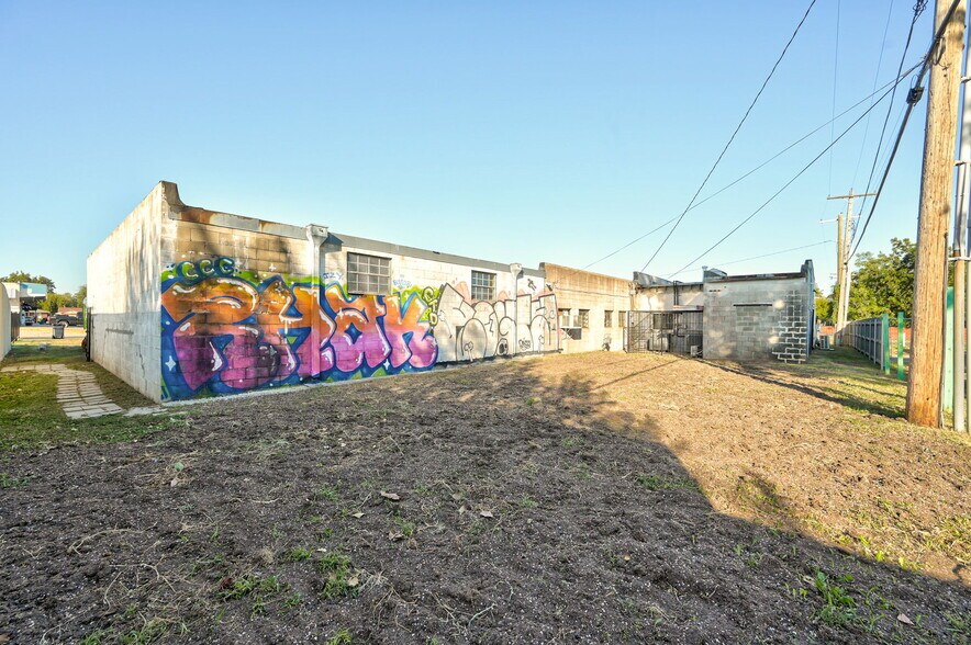 More Photos Of 1615 N Portland Ave, Oklahoma City Warehouse For Sale