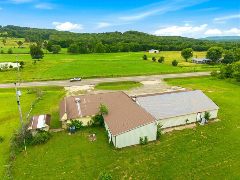More Photos Of 20674 S Highway 59, Evansville Restaurant For Sale