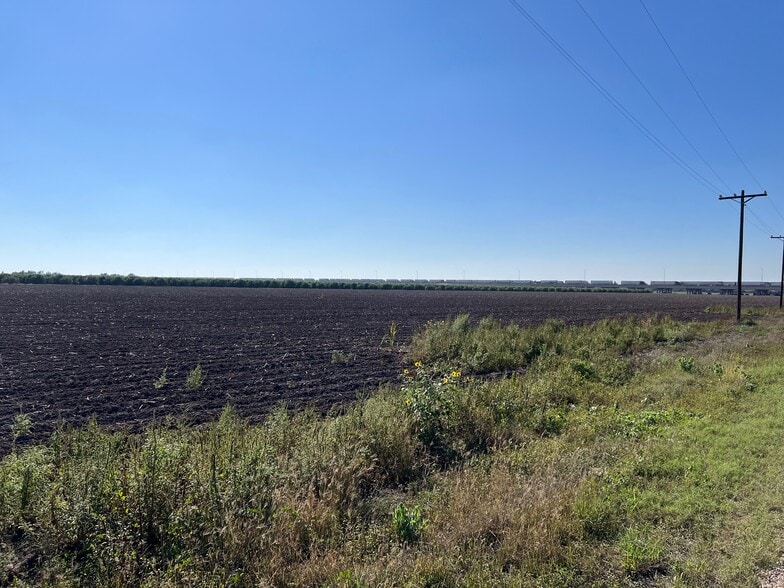 More Photos Of 424.43 Acs on E. Side of Pharr Intl. Bridge, Pharr Land For Sale