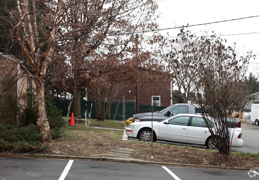 More Photos Of 1225 Old Dorsey Rd, Harmans Warehouse For Sale