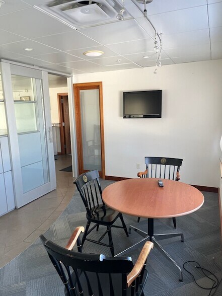 More Photos Of 481 Main St, Springvale General Retail For Lease