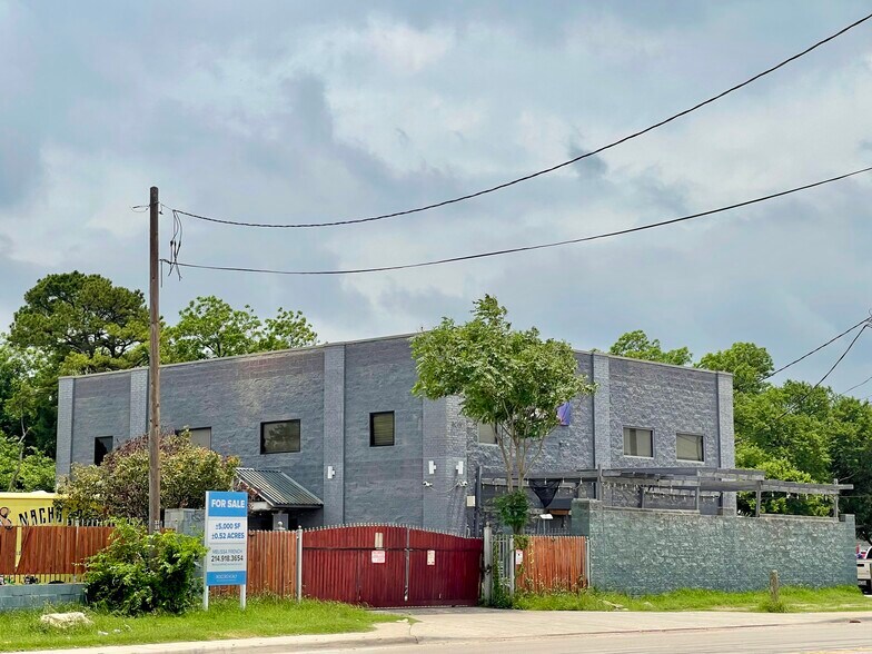 More Photos Of 5214 Botham Jean Blvd, Dallas Lodge Meeting Hall For Sale