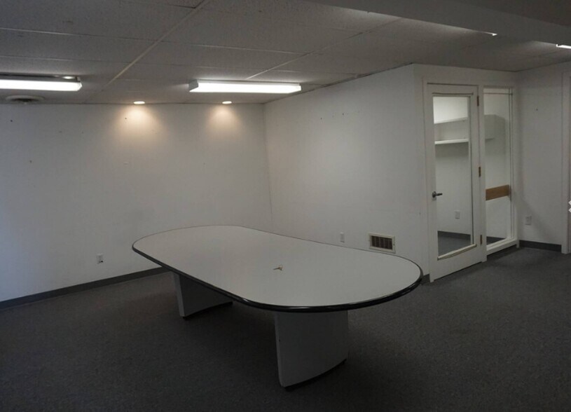 More Photos Of 31 Schoosett St, Pembroke Office For Lease
