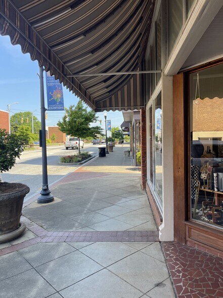 More Photos Of , Clinton General Retail For Sale