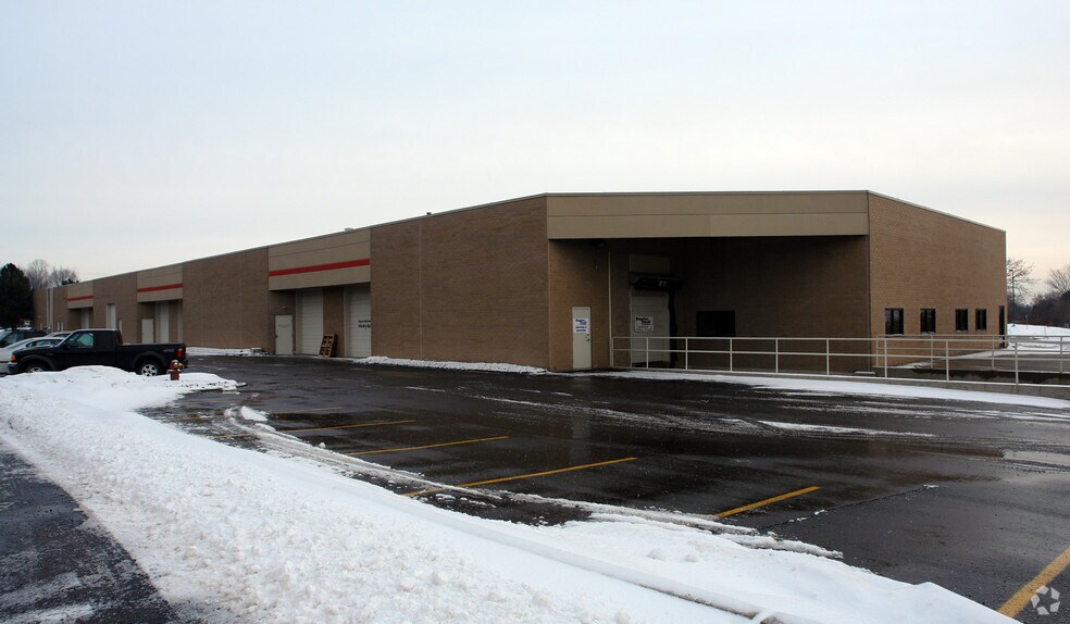 More Photos Of 38855 Hills Tech Dr, Farmington Hills Light Manufacturing For Lease