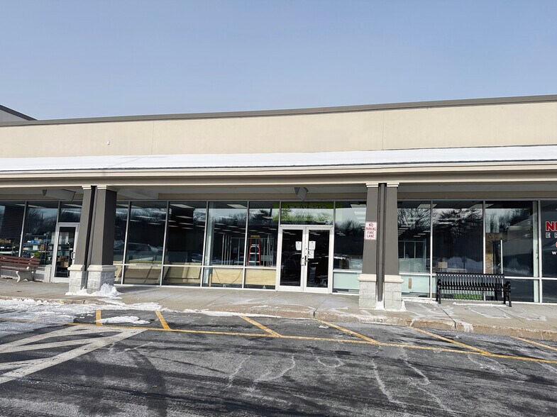 More Photos Of 270 Lafayette Rd, Seabrook Unknown For Lease