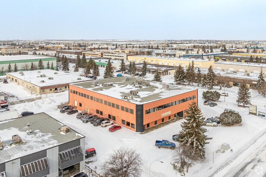 More Photos Of 17205 106A Ave NW, Edmonton Office For Sale