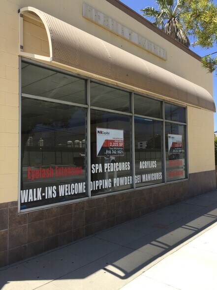 More Photos Of 2011 N Hollywood Way, Burbank Storefront For Lease