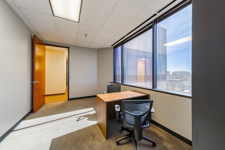 More Photos Of 1400 Preston Rd, Plano Office For Lease