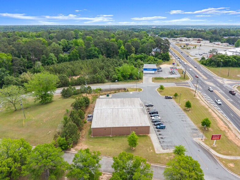 More Photos Of 4625 Mercer University Dr, Macon-Bibb Freestanding For Sale