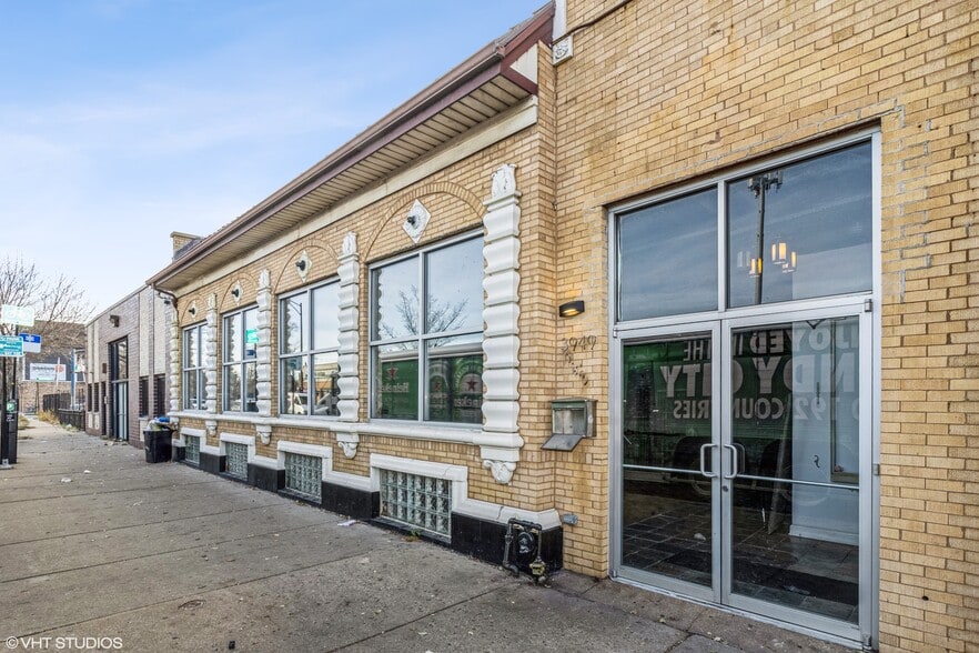 More Photos Of 3949 W Armitage Ave, Chicago Warehouse For Sale