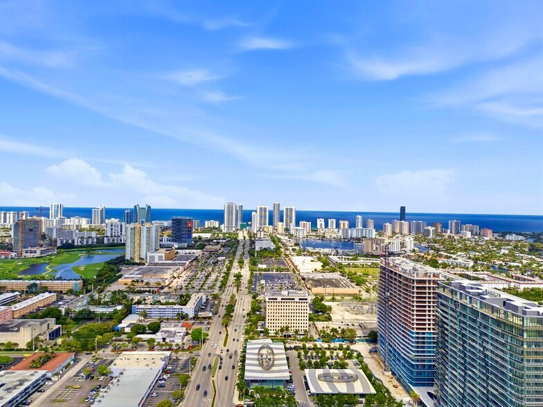 More Photos Of 4 OASIS Hallandale, 1006 E Hallandale Beach, Hallandale Beach Restaurant For Sale