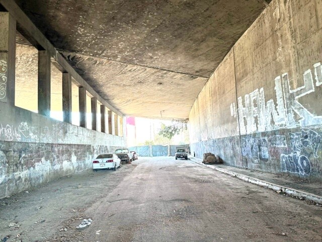 More Photos Of 3001 Delay Dr, Los Angeles Land For Lease