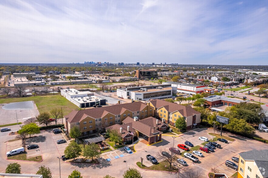 More Photos Of 9169 Markville Dr, Dallas Hotel For Sale