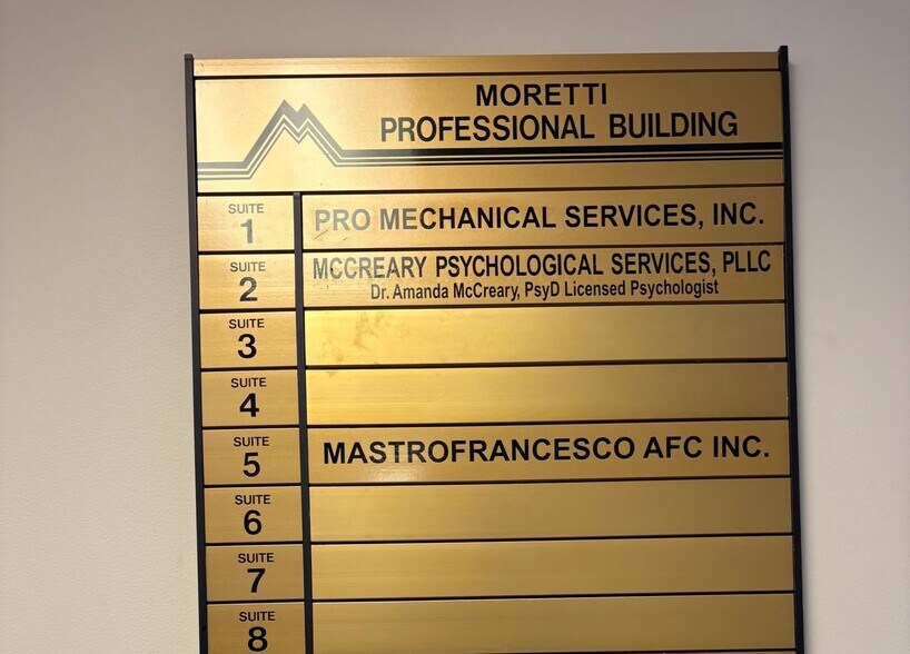 More Photos Of 23933 Allen Rd, Trenton Medical For Lease