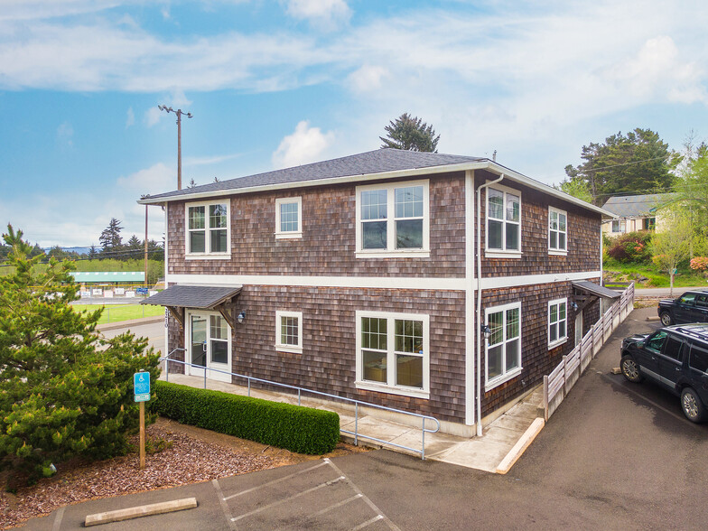 Primary Photo Of 2210 NE 22nd, Lincoln City Office For Sale