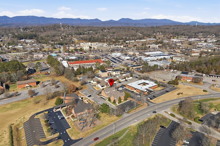 More Photos Of 420 Laboratory Rd, Oak Ridge Medical For Sale