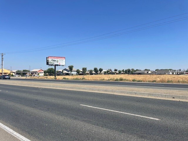More Photos Of W. Riggin, Visalia Land For Lease