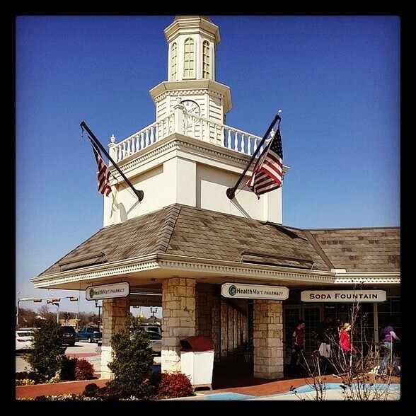 More Photos Of 302 N Main St, Duncanville Restaurant For Sale