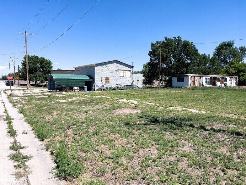 More Photos Of 301 Main St, Crawford General Retail For Sale