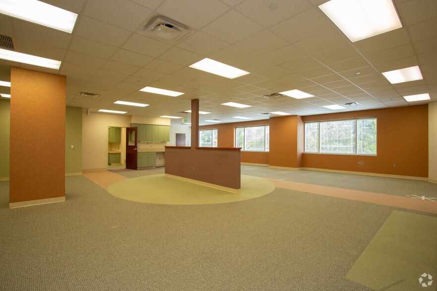 More Photos Of 1501 Maple Ave, Richmond Medical For Lease