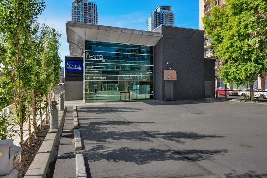 More Photos Of 902 9th Ave SW, Calgary Medical For Lease