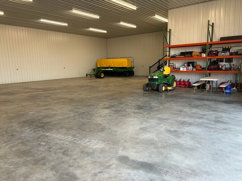 More Photos Of 7754 S State Route 73, Wilmington Flex For Lease