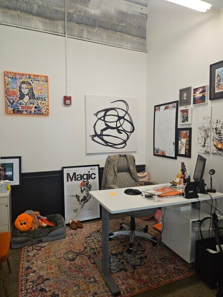 More Photos Of 914 Howell Mill Rd NW, Atlanta Office For Lease