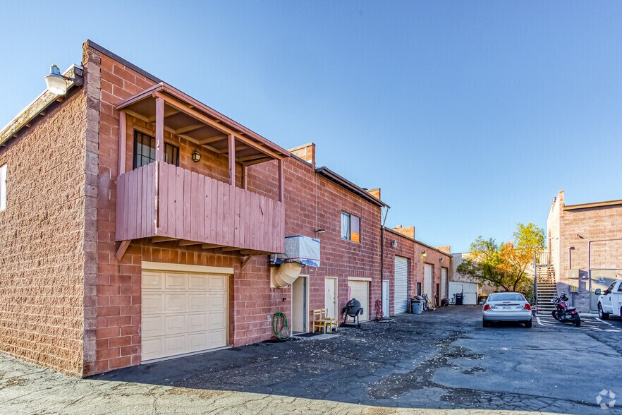 More Photos Of 1590 Foothill Dr, Boulder City Light Distribution For Sale