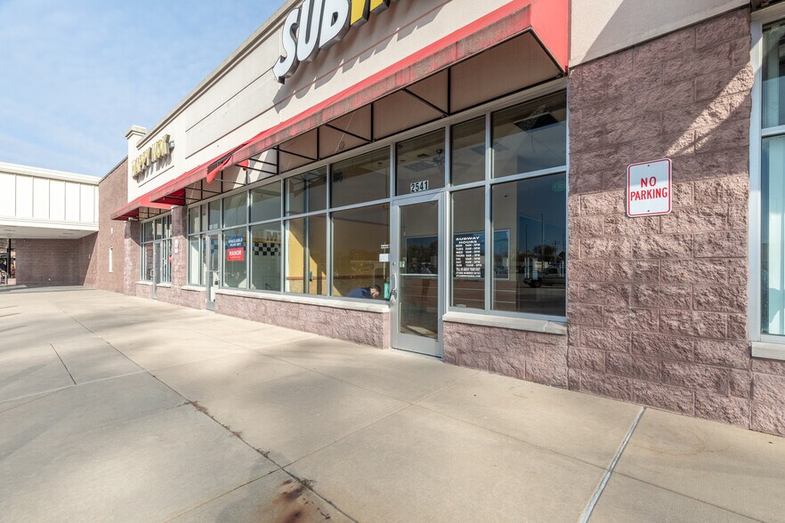 More Photos Of State St, East Saint Louis Unknown For Lease