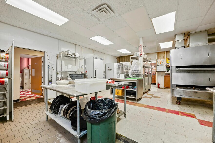 More Photos Of 24098 Front St, Grand Rapids Restaurant For Sale
