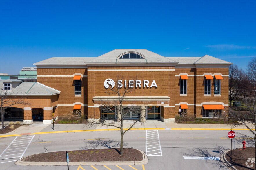 More Photos Of 1430-1540 E Golf Rd, Schaumburg Unknown For Lease