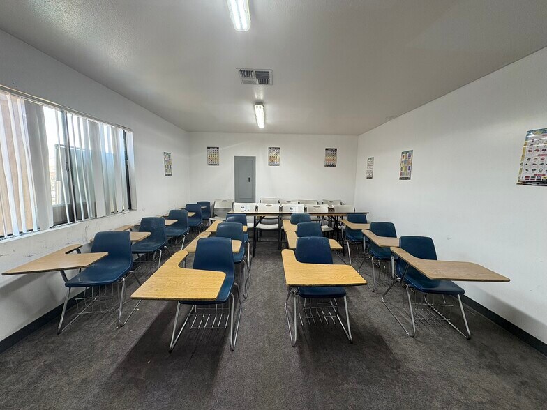 More Photos Of 9989 Laurel Canyon Blvd, Pacoima Religious Facility For Sale