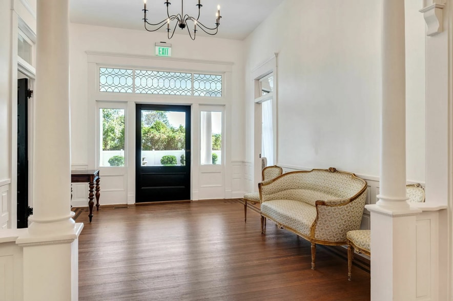 More Photos Of 2239 Barber Mill Rd, Clayton Specialty For Sale